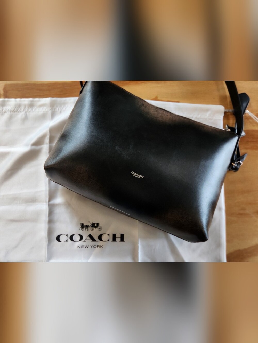 Coach Mott Messanger 33 In Loved Leather - Picture 2 of 16